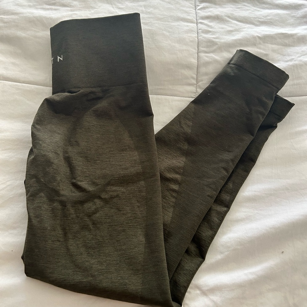 NVGTN leggings